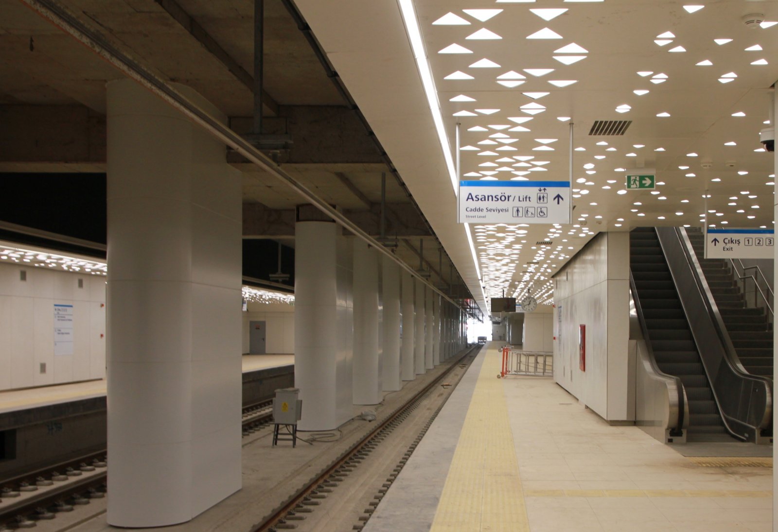 Başakşehir-Kayaşehir Metro Hattı